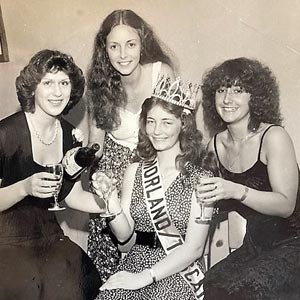Miss Morlands 1978 finalists - Penny Berkeley on the right Photo: Jane Laver